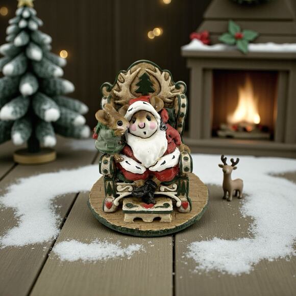 Wee Forest Folk " Christmas Wish" M-203 AP 1995 Santa's Lap Mouse Retired - Picture 1 of 8